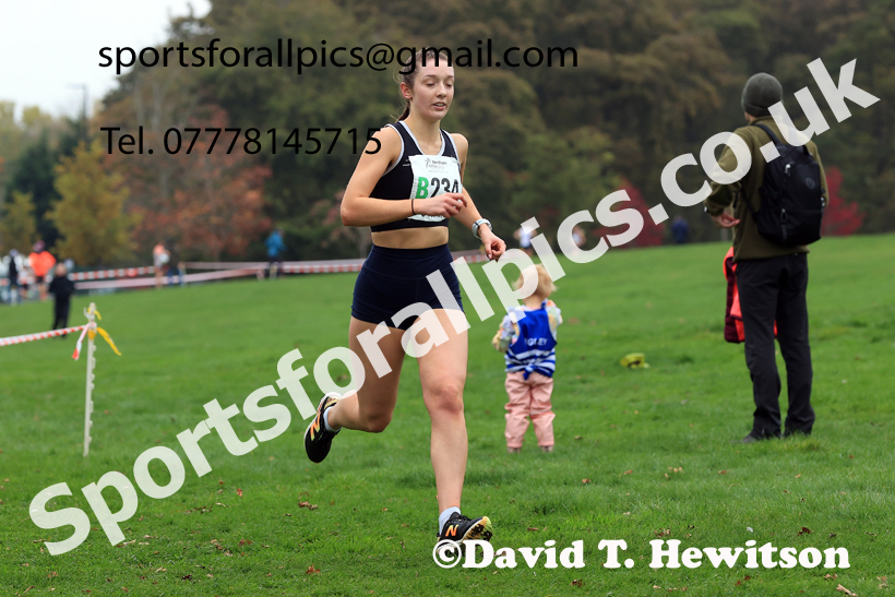 Senior Womens relay, 2025 Northern Cross Country Relays, Graves Park, Sheffield. Photo: David T. Hewitson/Sports for All Pics